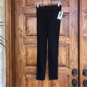 Nine West Black Jeggings Sleek and Comfortable